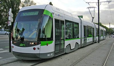 CM4 TESTS ITS DEFLECTOR DEVICE ON NANTES TRAMWAY